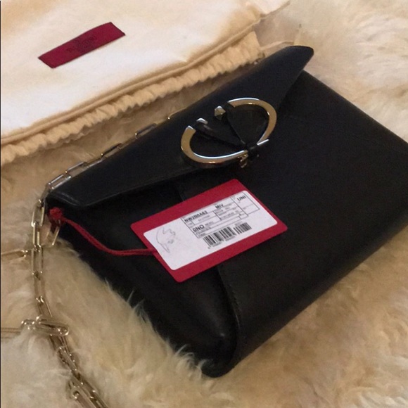 Sold 🤩Valentino Garavani Clutch - Picture 3 of 8